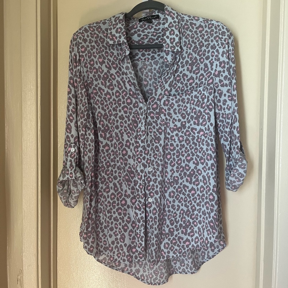 Women’s cheetah print long sleeve blouse